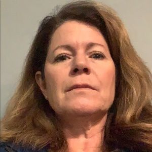 Meet your Posher, Suzanne